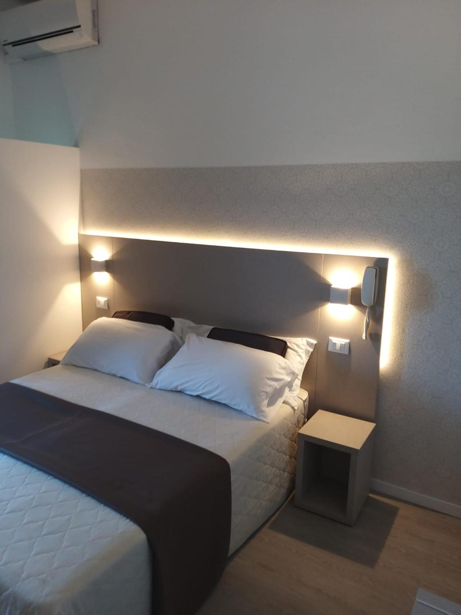 Hotel Ideal Rimini Zewnętrze zdjęcie