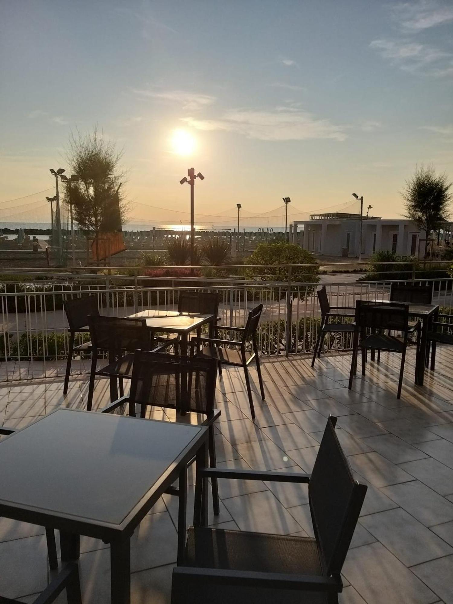 Hotel Ideal Rimini Zewnętrze zdjęcie