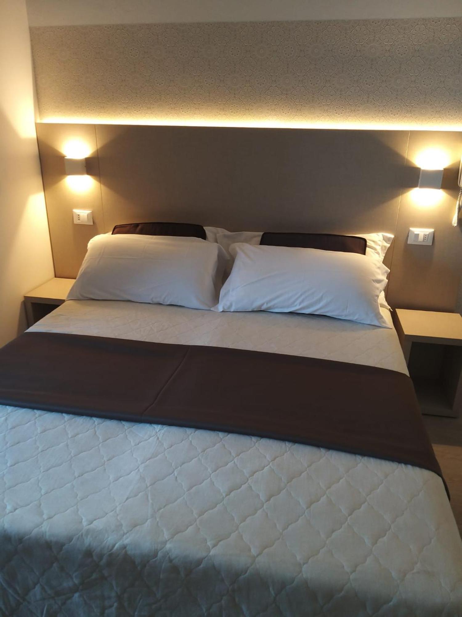 Hotel Ideal Rimini Zewnętrze zdjęcie