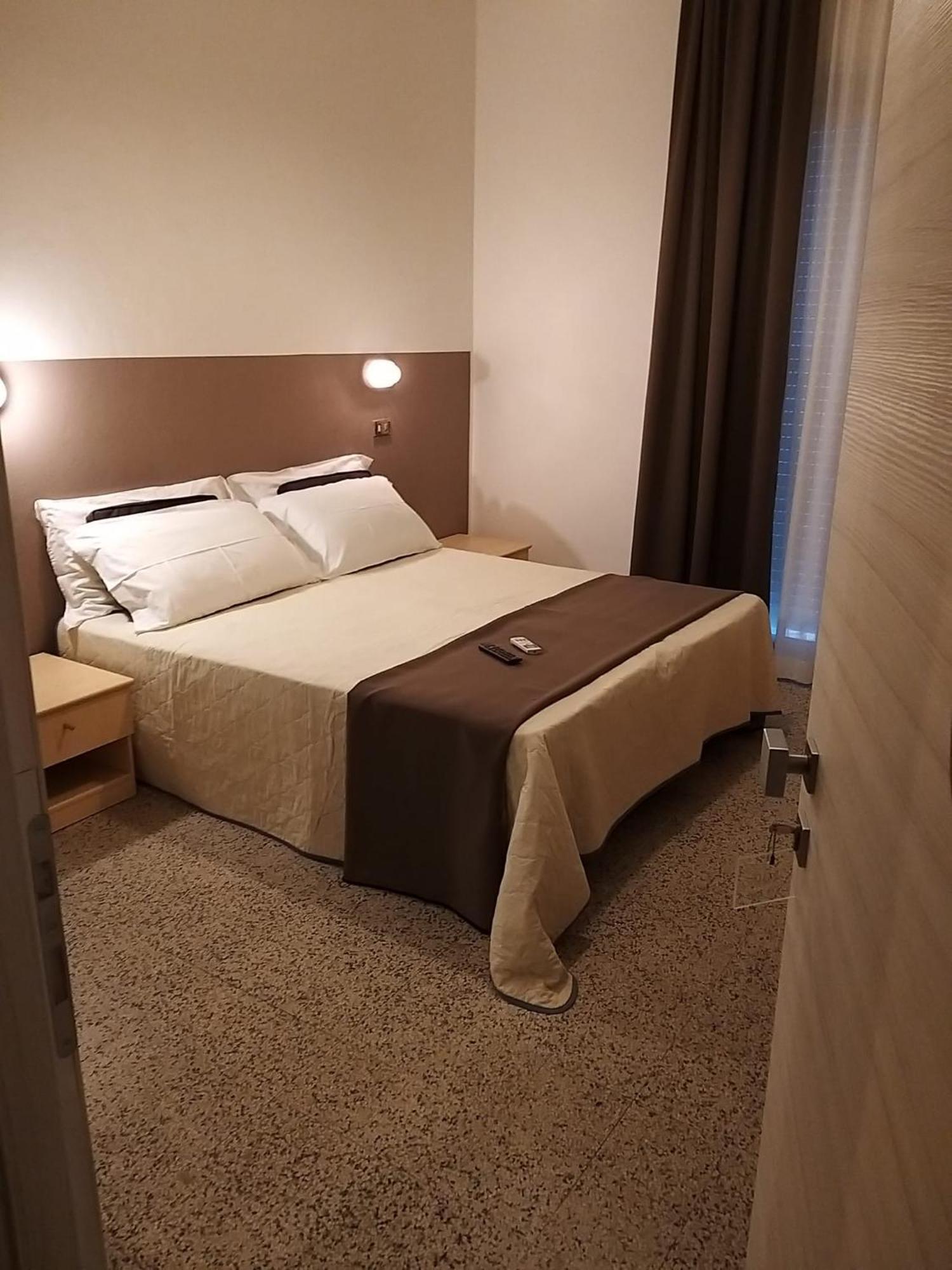 Hotel Ideal Rimini Zewnętrze zdjęcie