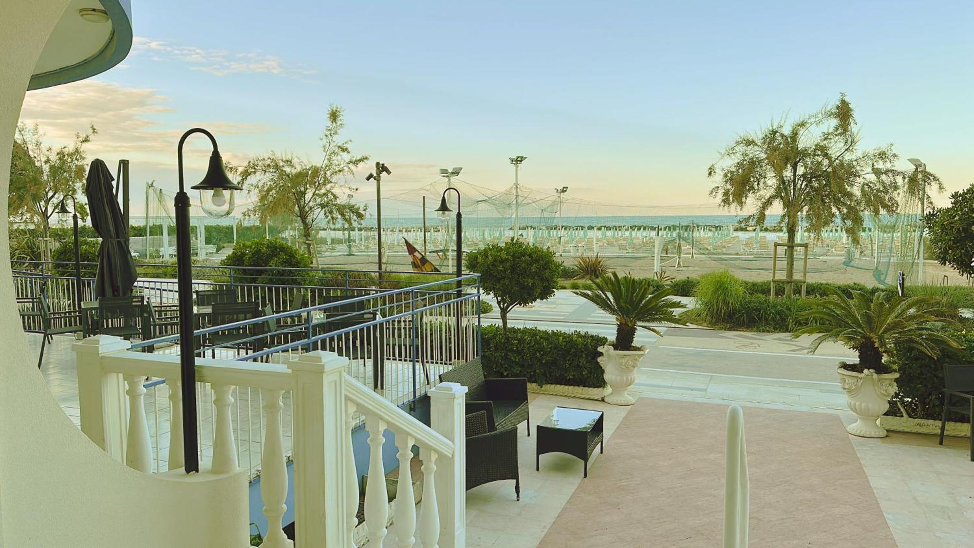Hotel Ideal Rimini Zewnętrze zdjęcie